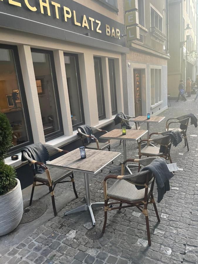 Hechtplatz होटल